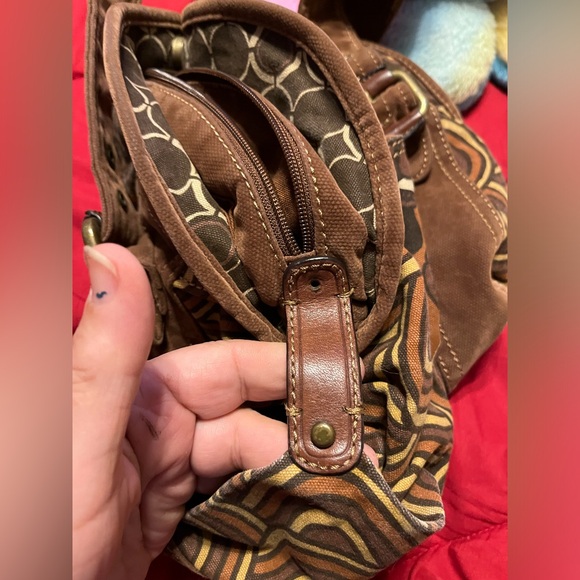 GUC FOSSIL Brown Floral/ Geometric Pattern Satchel Handbag - Picture 9 of 13